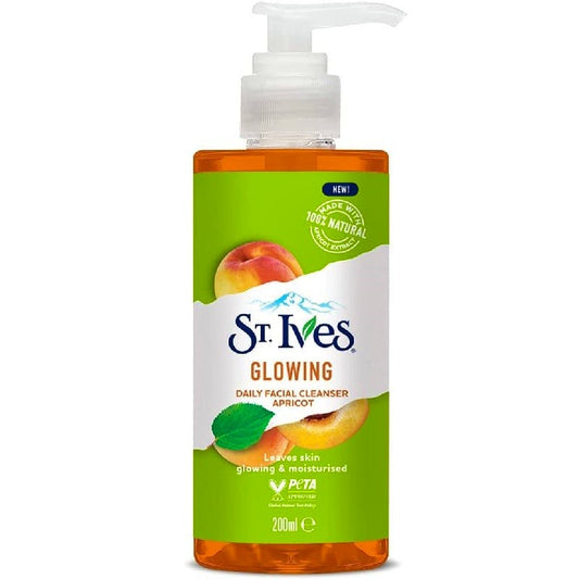St. Ives Glowing Apricot Face Wash 200ml