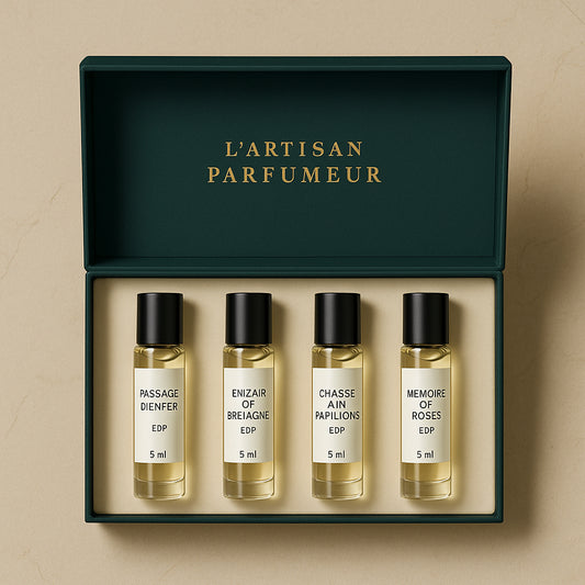 L'Artisan Parfumeur Iconique Set - Passage Danfe EDT 5ml +En Aire De Bretagne EDP 5ml + Chasse Au Papion EDT 5ml + Memo World Rose EDP 5ml